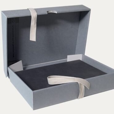 Atverčiama dėžutė KS 17 Trier