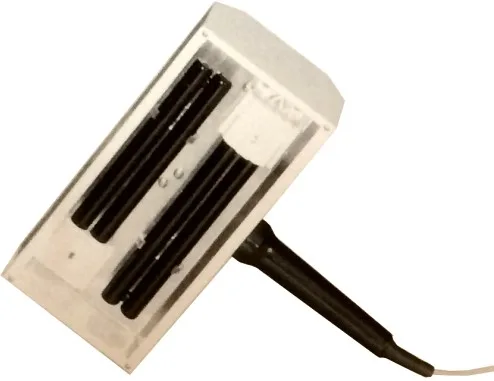 Nešiojama restauravimo lempa UV-COMPACT-R
